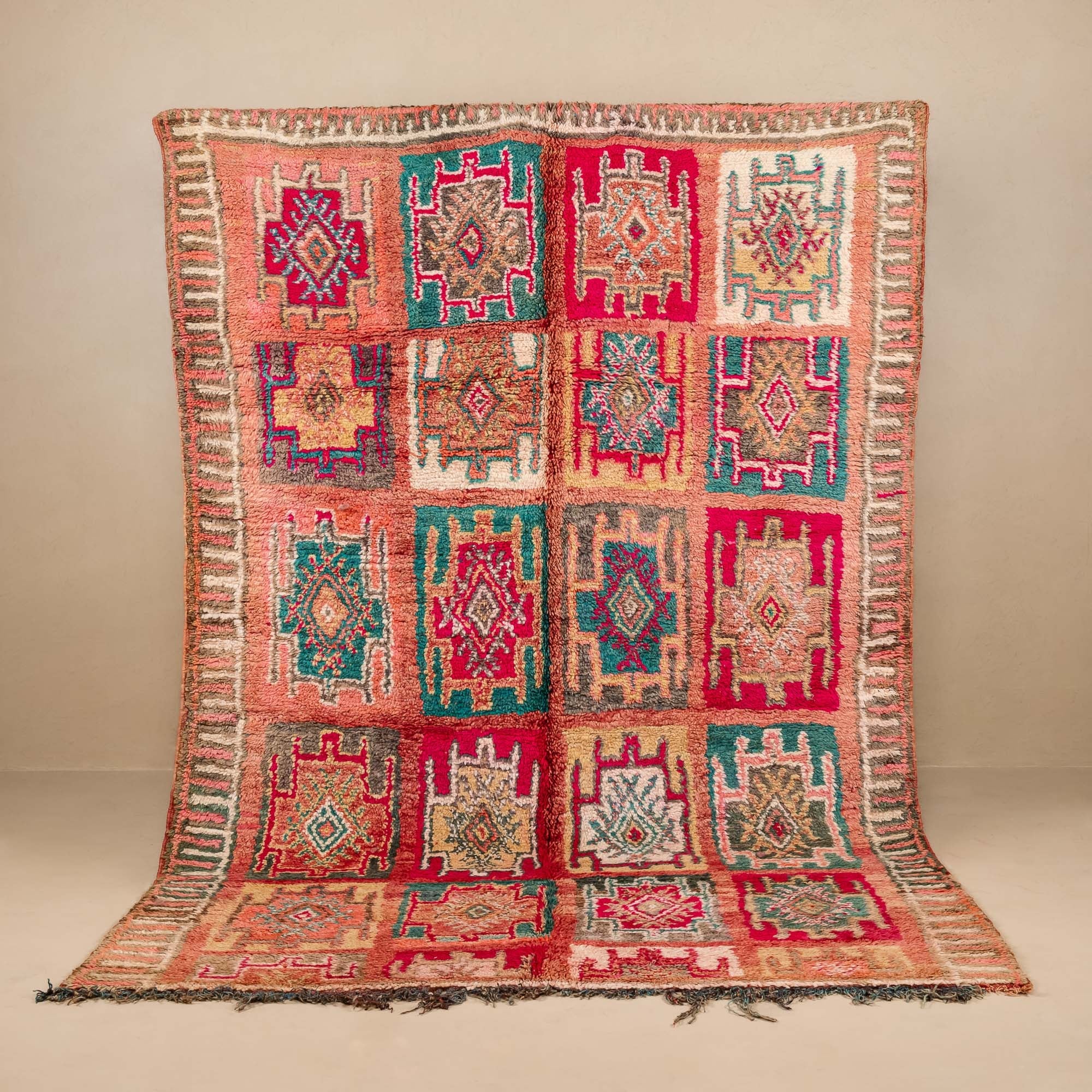 Kourkoum vintage boujad rug Benisouk