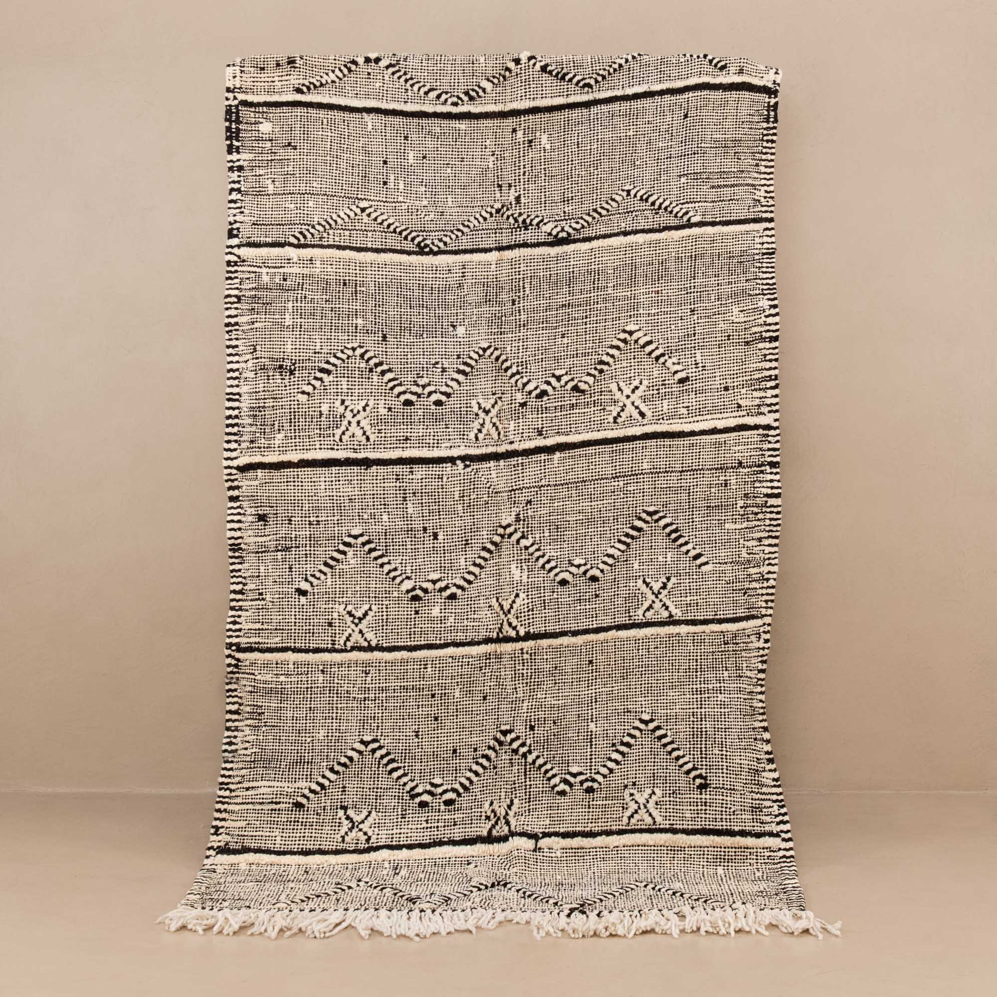 Agourai - taznakht kilim rug - Benisouk Agourai - taznakht kilim rug - Benisouk