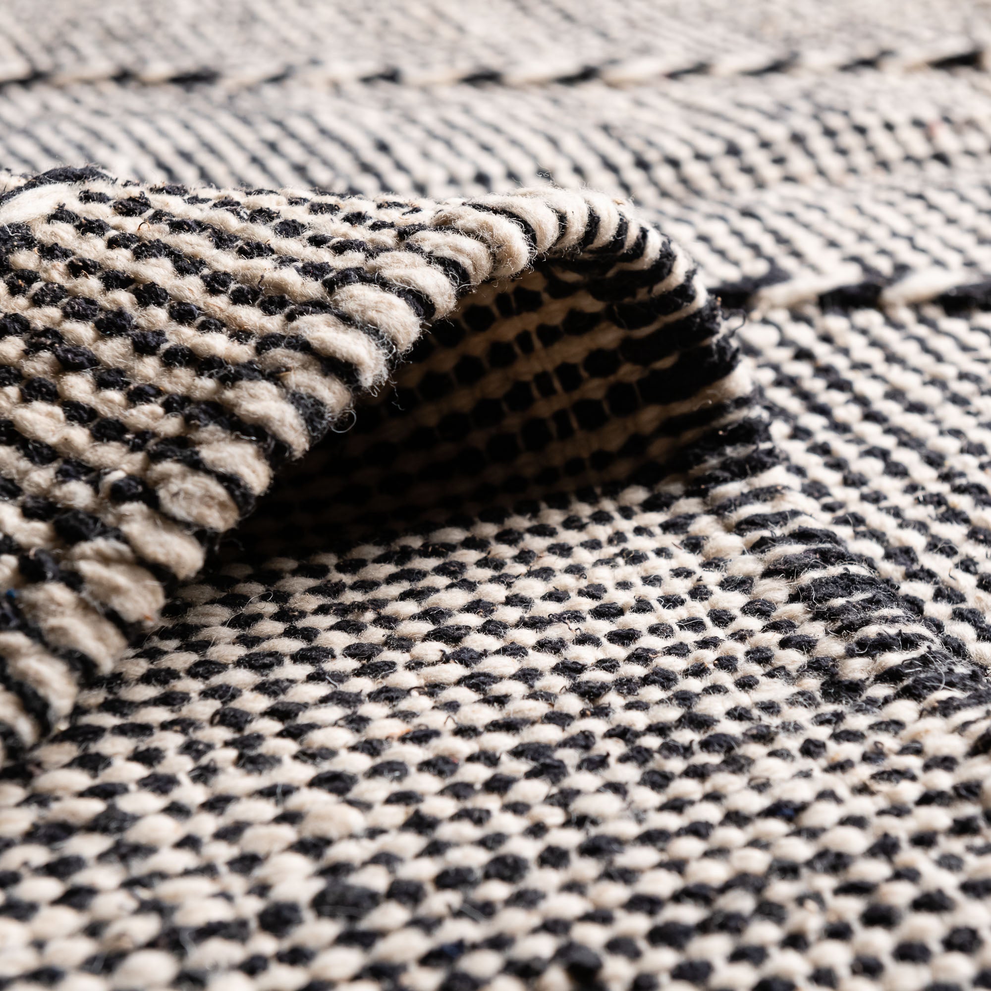 ASSA - Flatweave Moroccan rug - Benisouk ASSA - Flatweave Moroccan rug - Benisouk