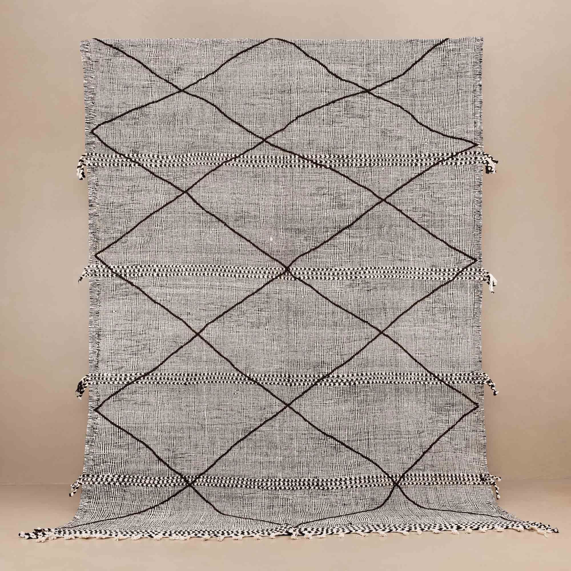 Chefa - Flatweave Moroccan rug - Benisouk Chefa - Flatweave Moroccan rug - Benisouk
