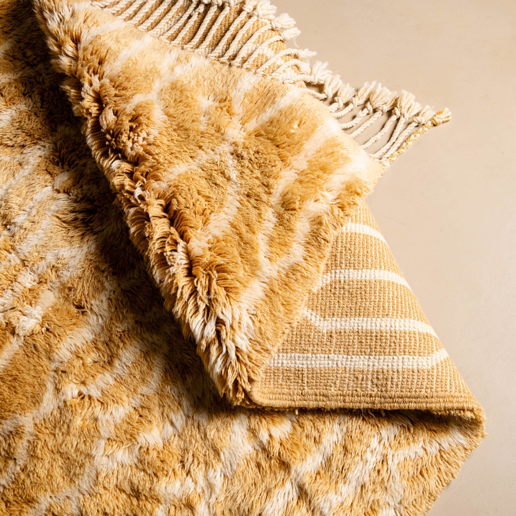 Citrine Dream - Premium shag Moroccan rug - Benisouk Citrine Dream - Premium shag Moroccan rug - Benisouk