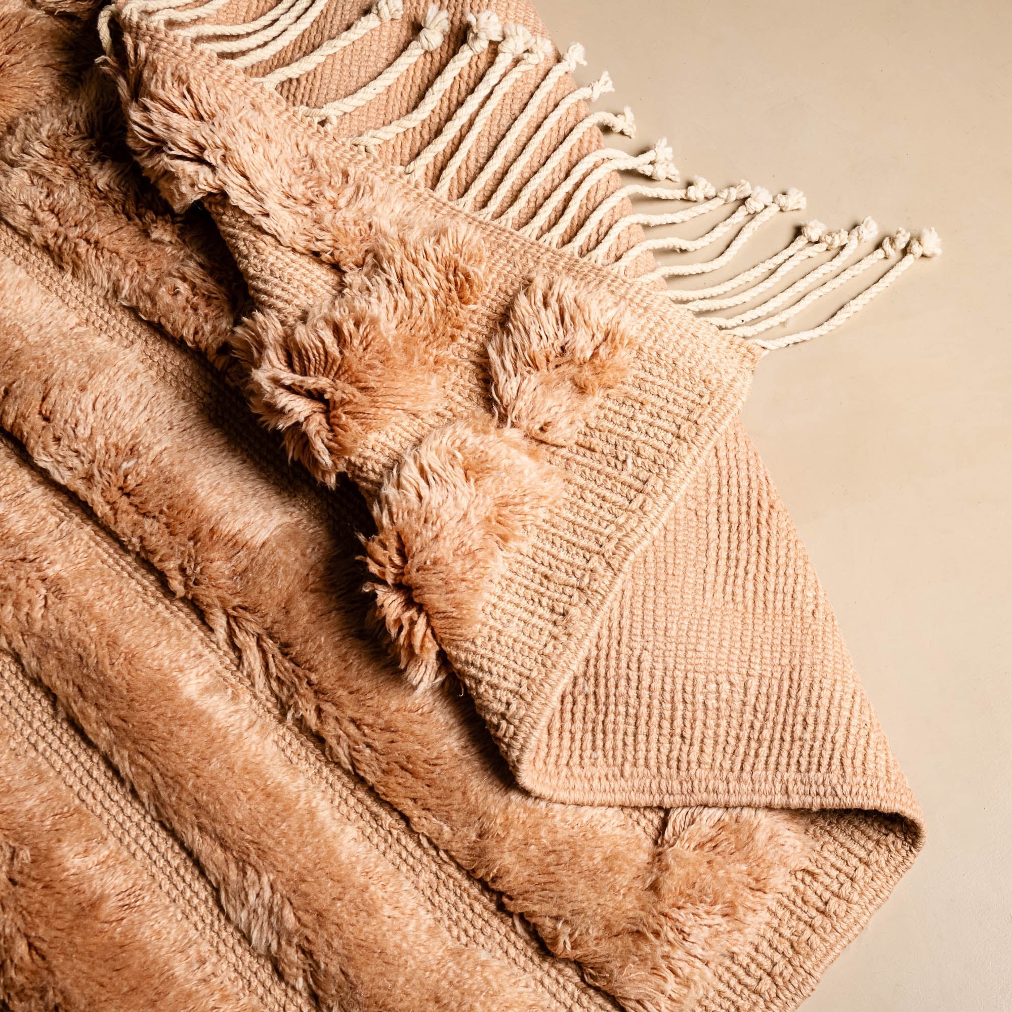 Coral Delight - Premium shag Moroccan rug - Benisouk Coral Delight - Premium shag Moroccan rug - Benisouk