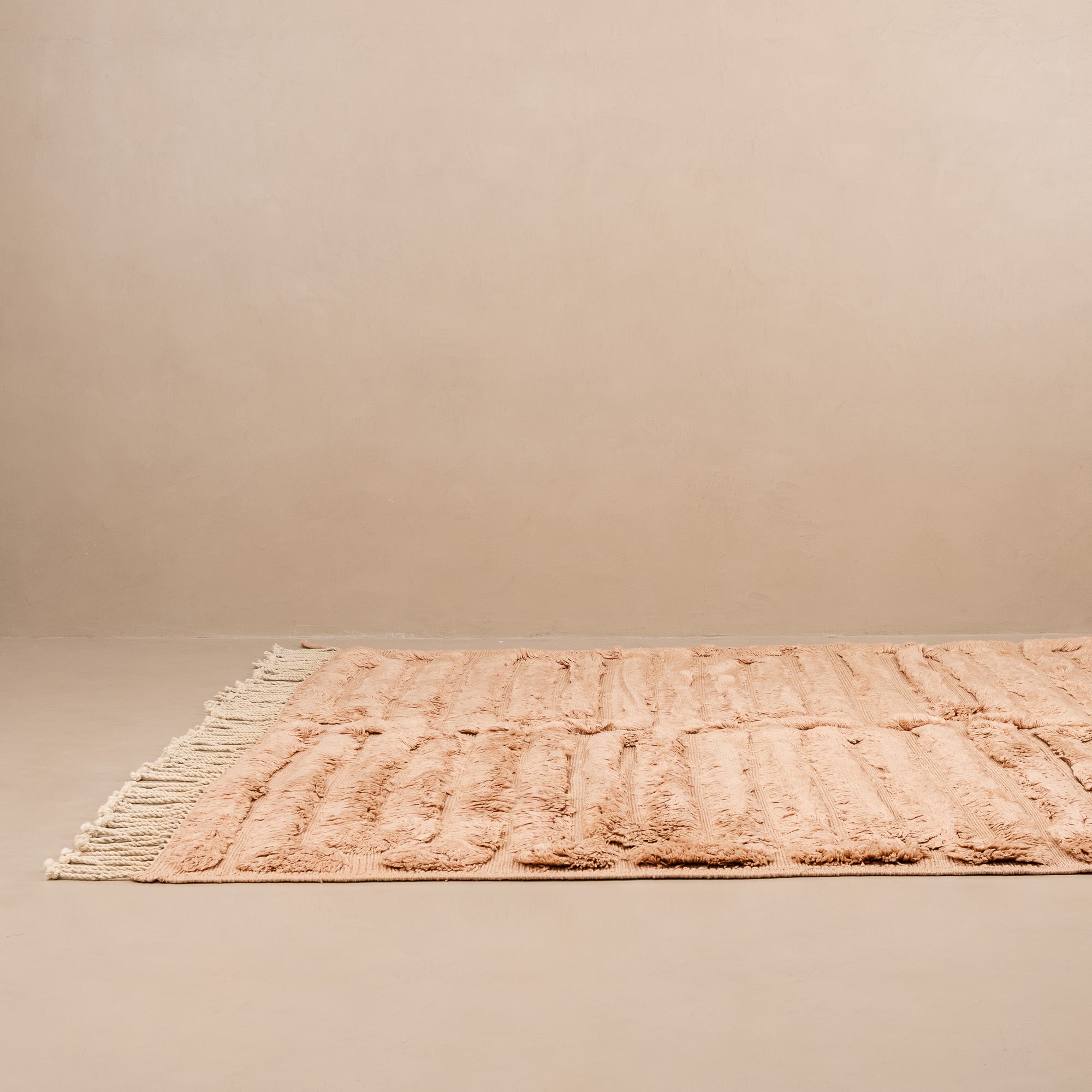 Coral Delight - Premium shag Moroccan rug - Benisouk Coral Delight - Premium shag Moroccan rug - Benisouk