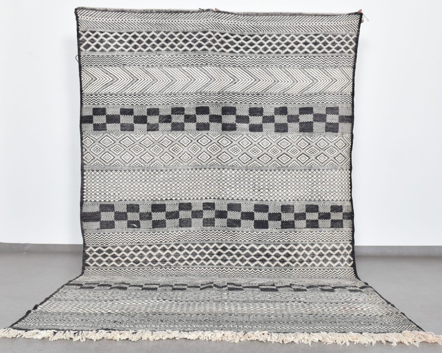 Custom Kilim Rugs – Benisouk