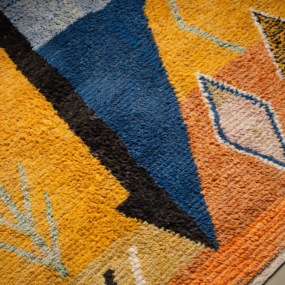 Wafae - vintage boujad rug