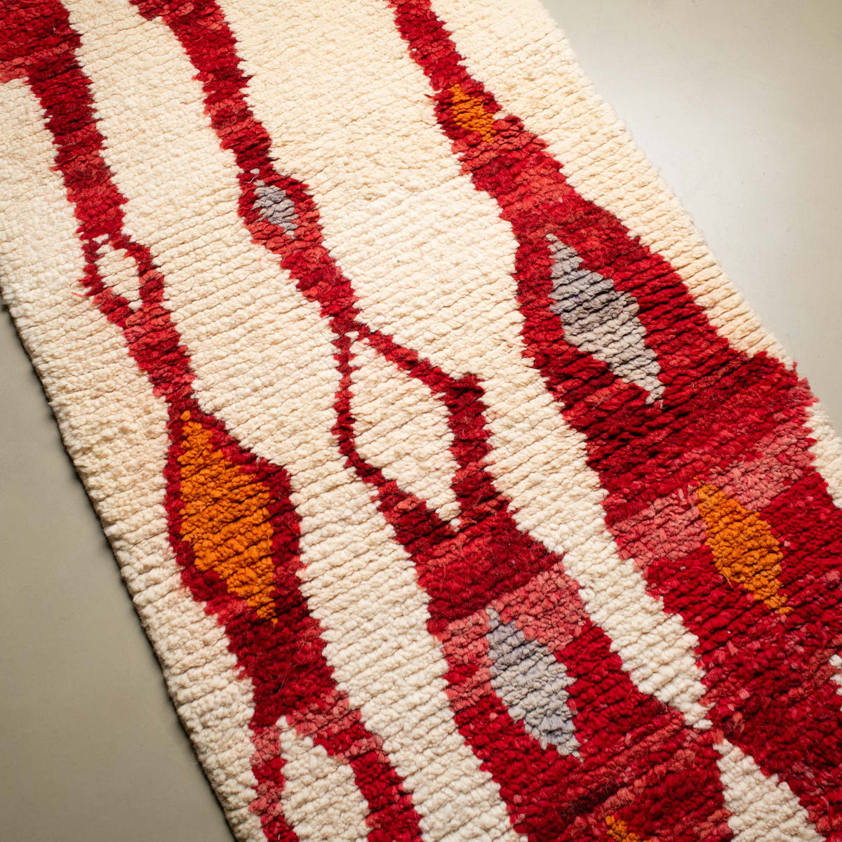 Inam - vintage boujad rug