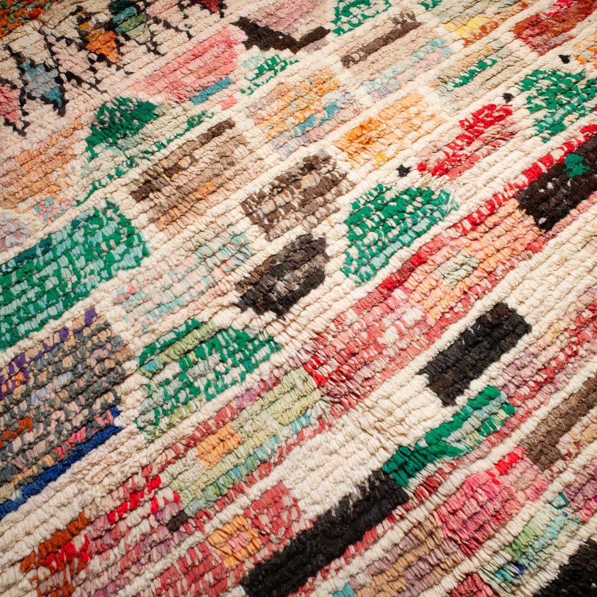 Nermine - vintage boujad rug