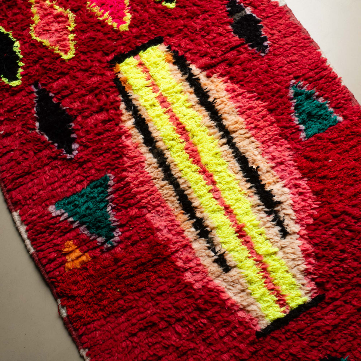 Tasnime - vintage boujad rug