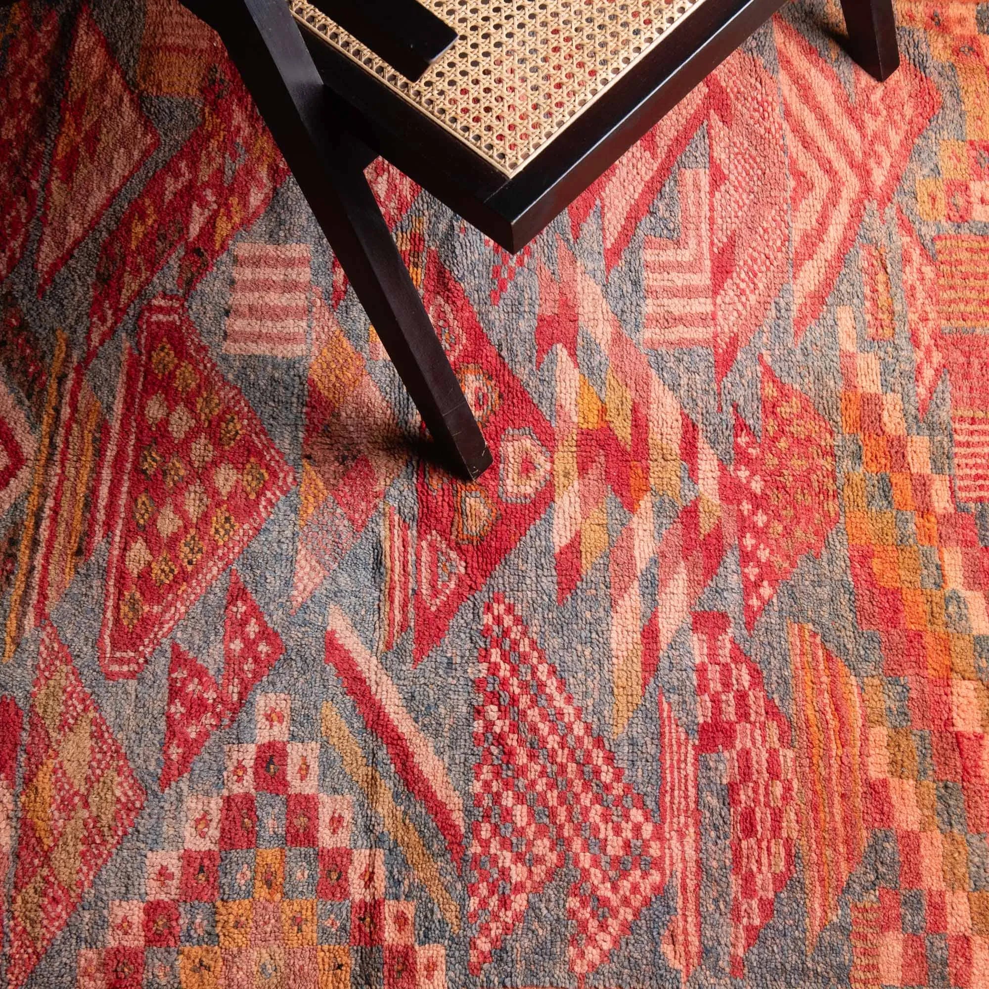 Kharita - taznakht kilim rug