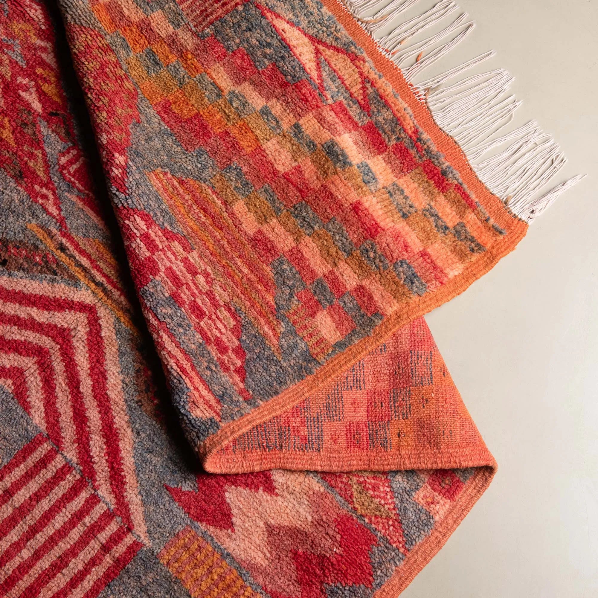 Kharita - taznakht kilim rug
