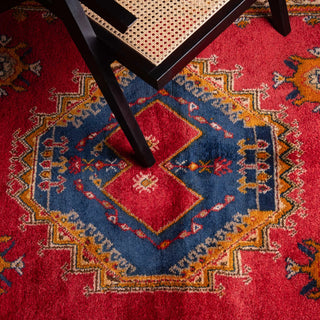 Mahfouz - taznakht kilim rug
