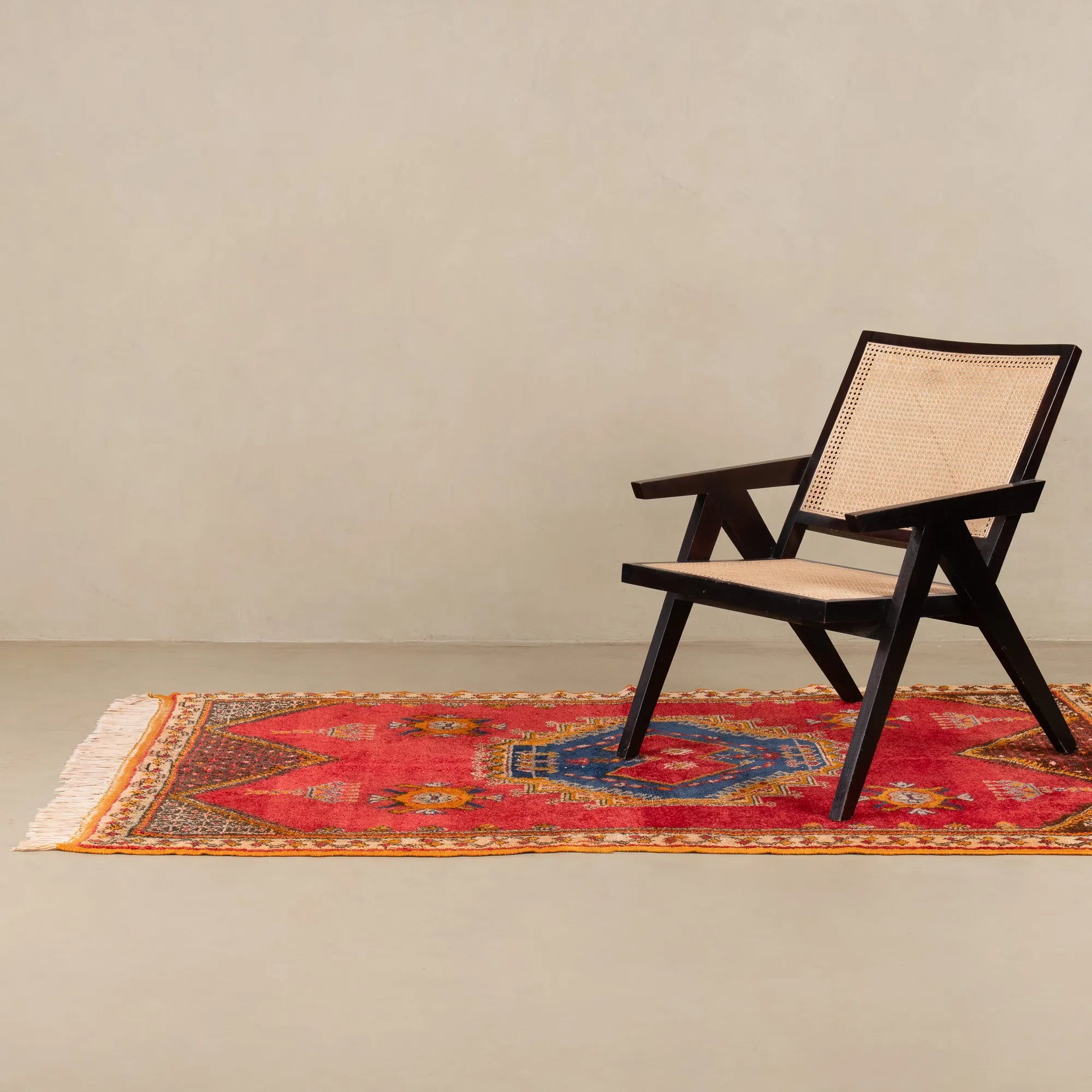Mahfouz - taznakht kilim rug