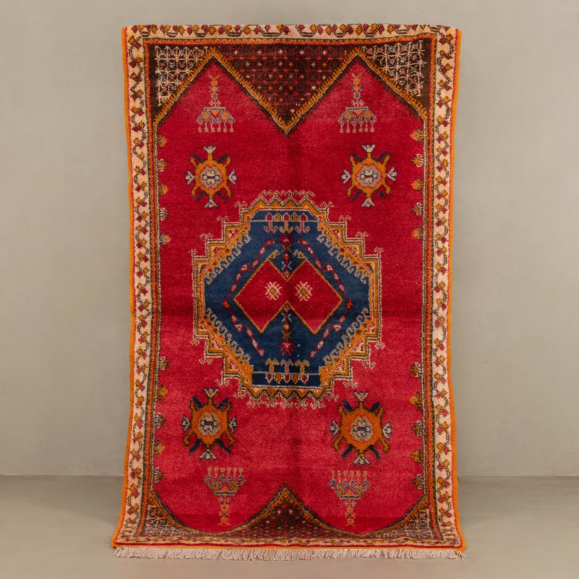 Mahfouz - taznakht kilim rug