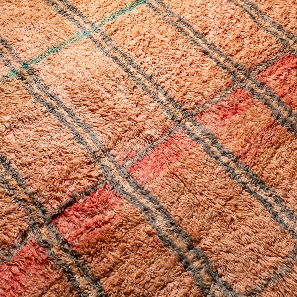 Liyana - vintage boujad rug
