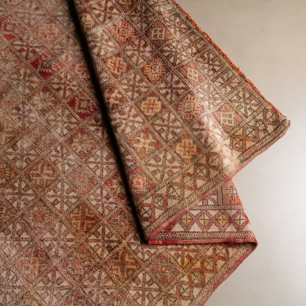 Nuhad - vintage boujad rug