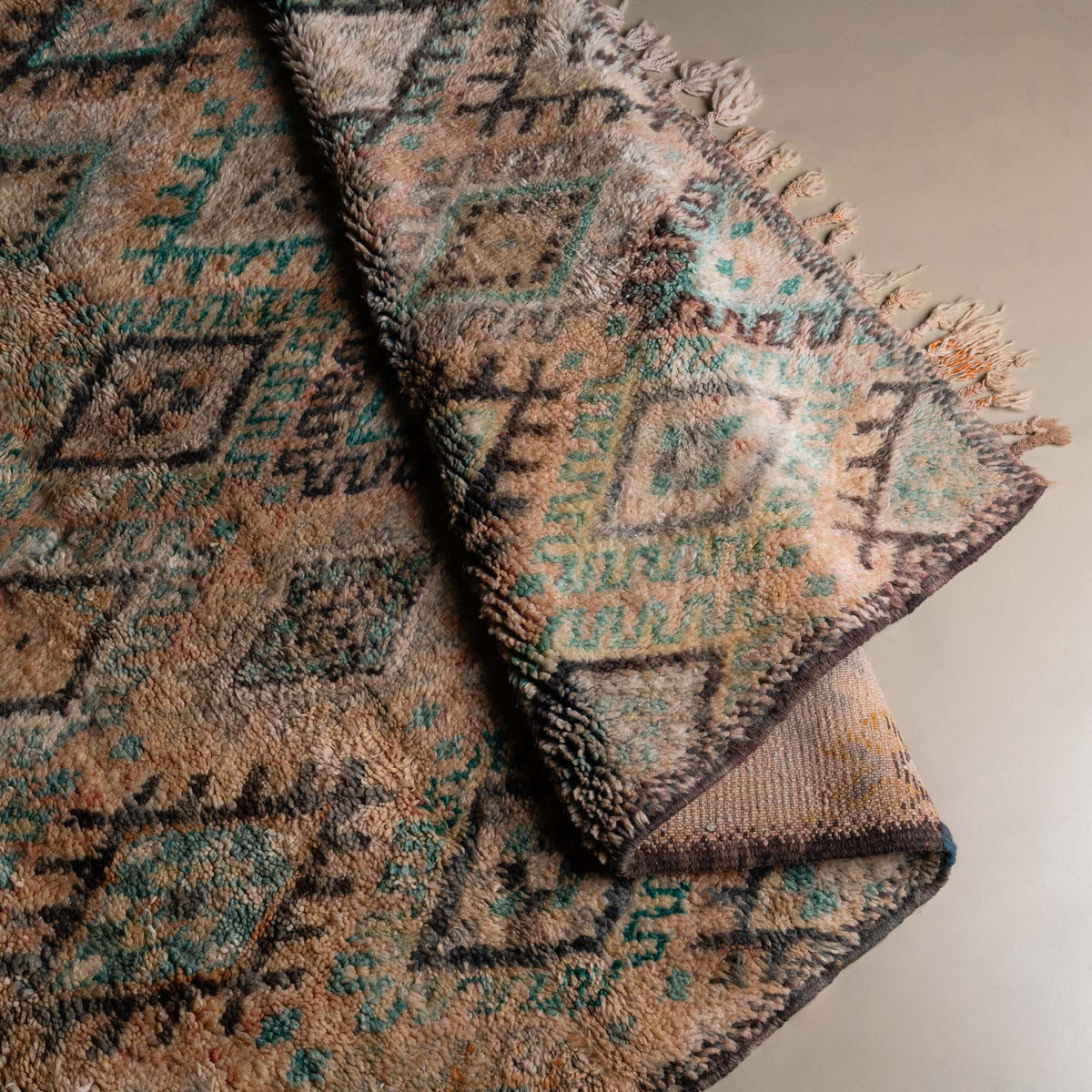 Ghizlan - vintage boujad rug
