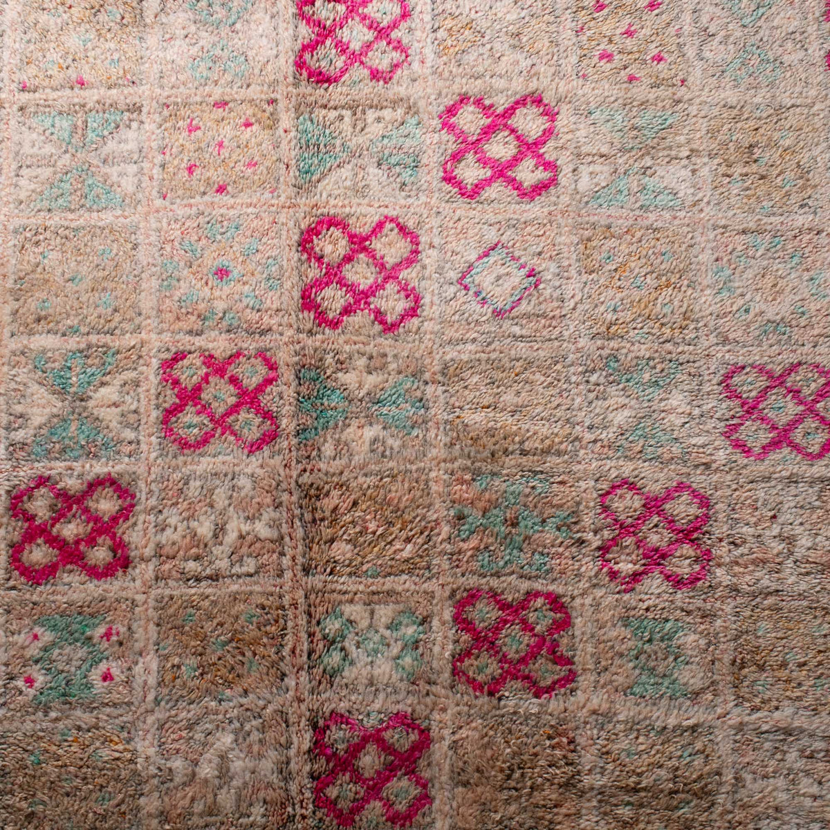 Hassana - vintage boujad rug