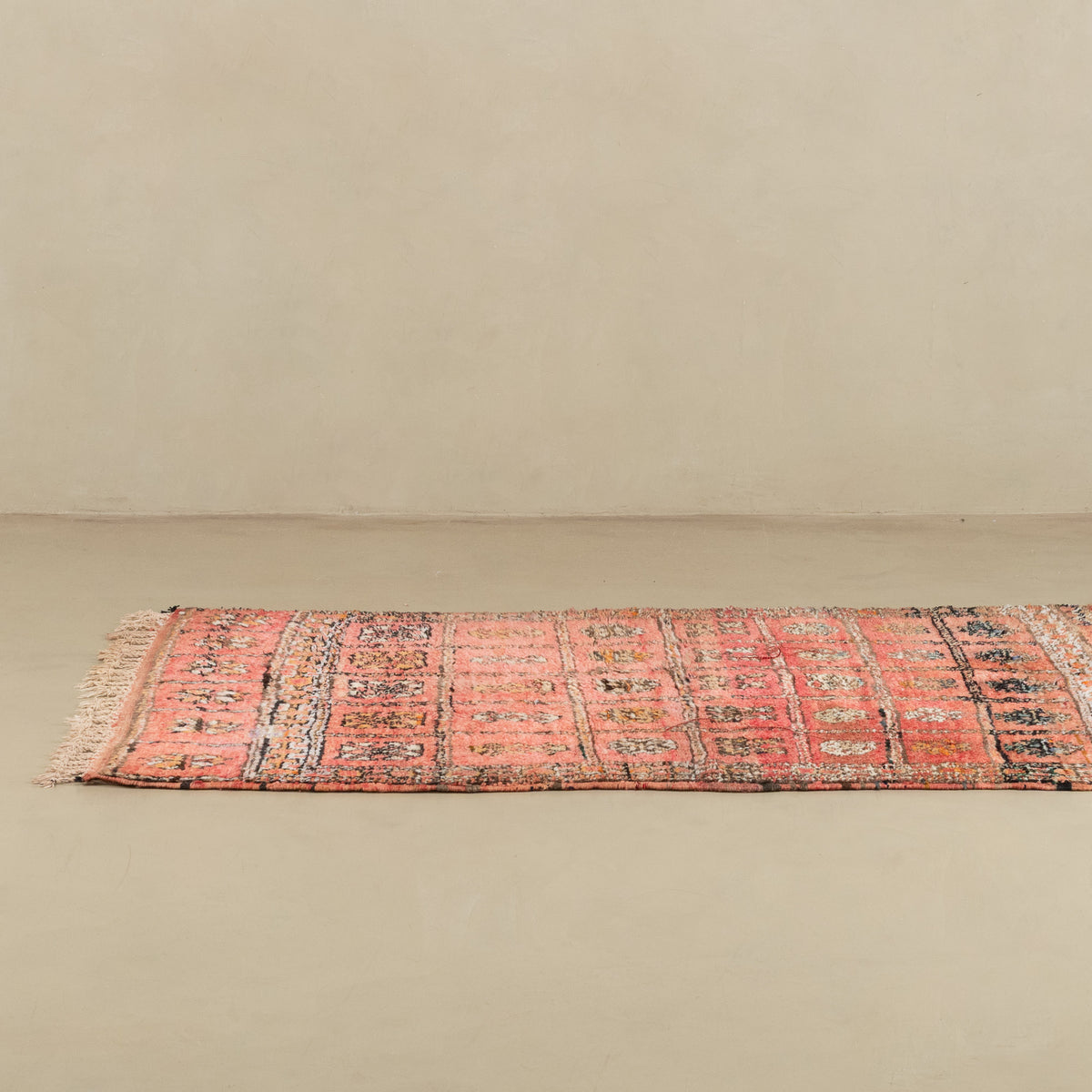 Ahlia - vintage boujad rug