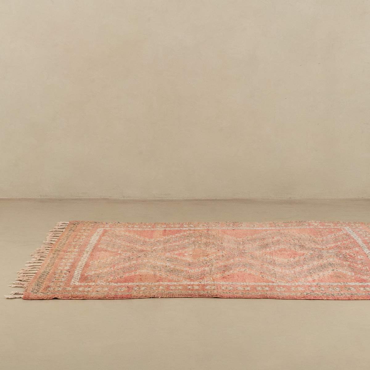 Youmana - vintage boujad rug