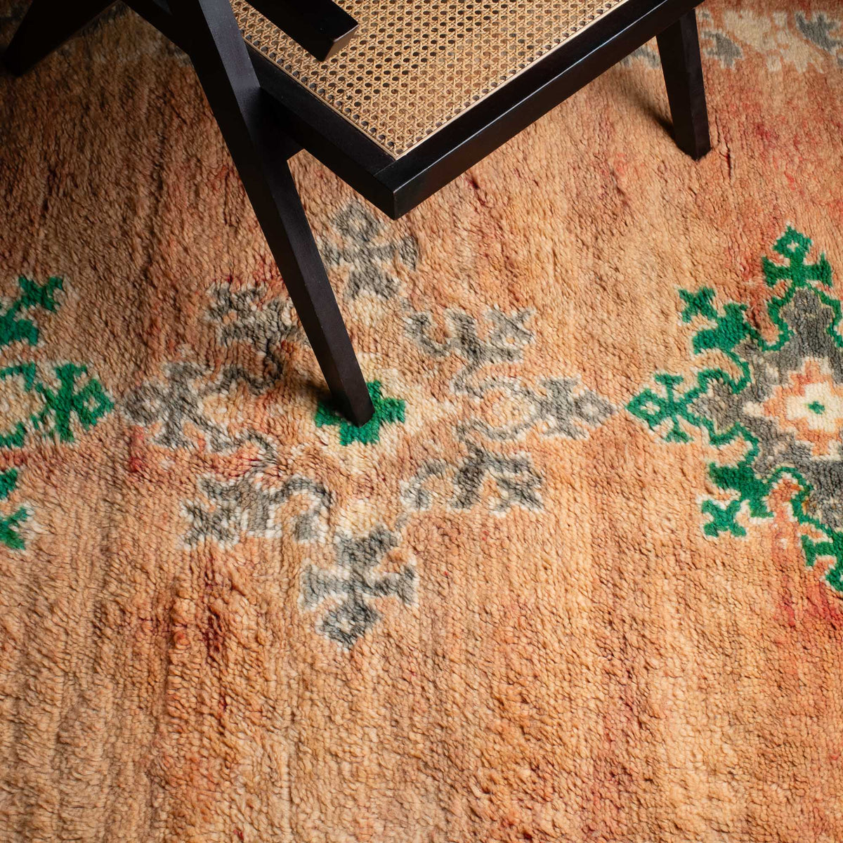 Rawae - vintage boujad rug