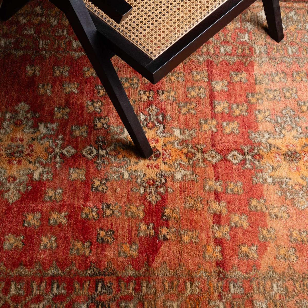 Rihala - vintage boujad rug
