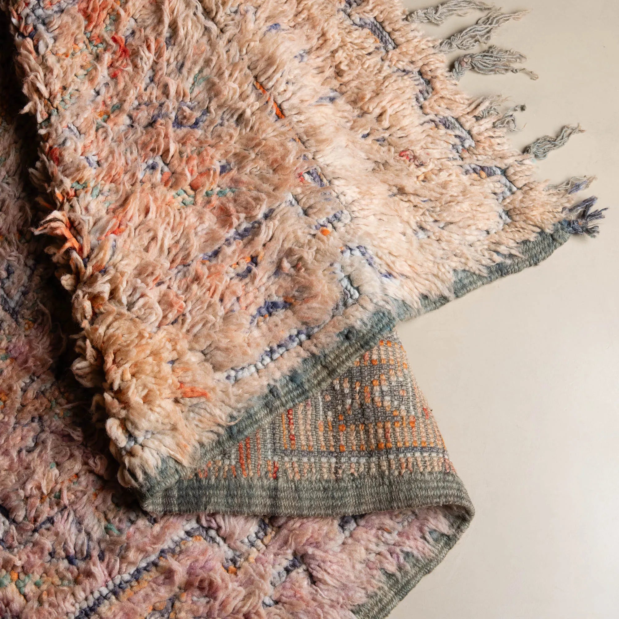 Mubina - vintage beni mguild rug