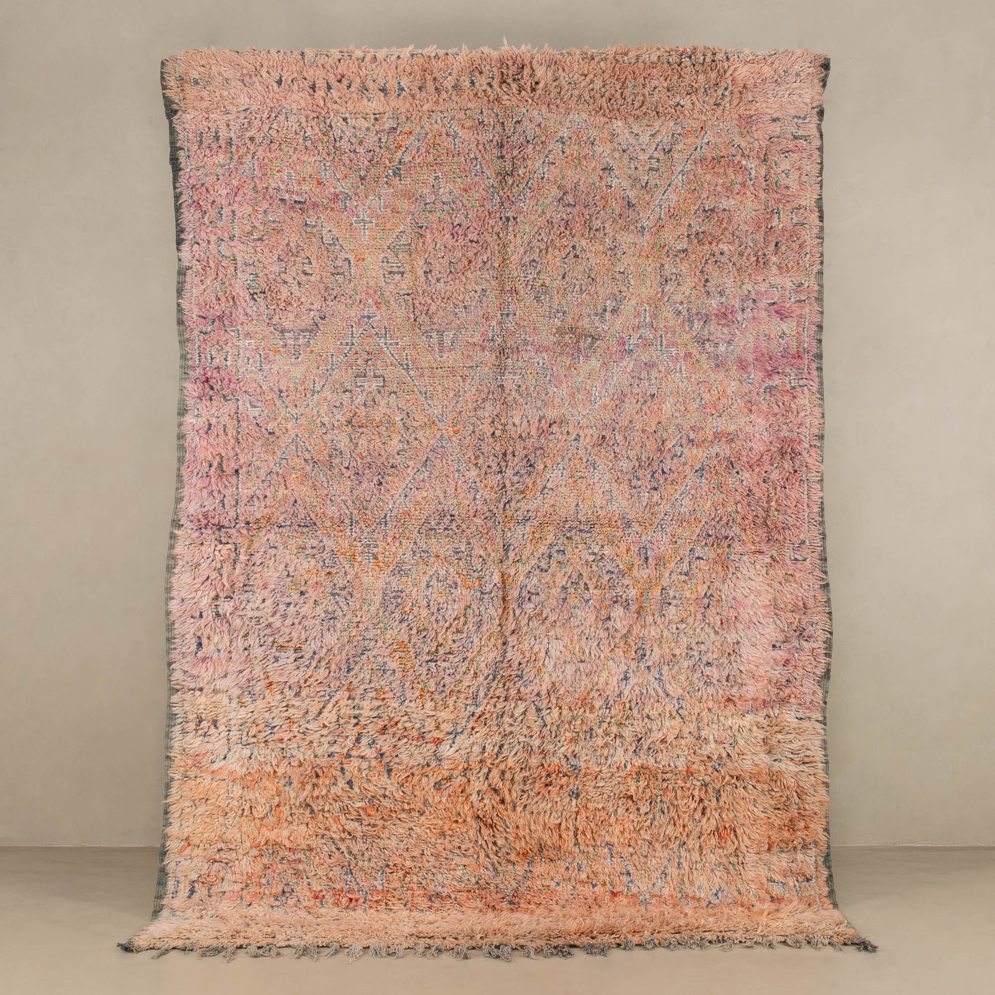 Mubina - vintage beni mguild rug