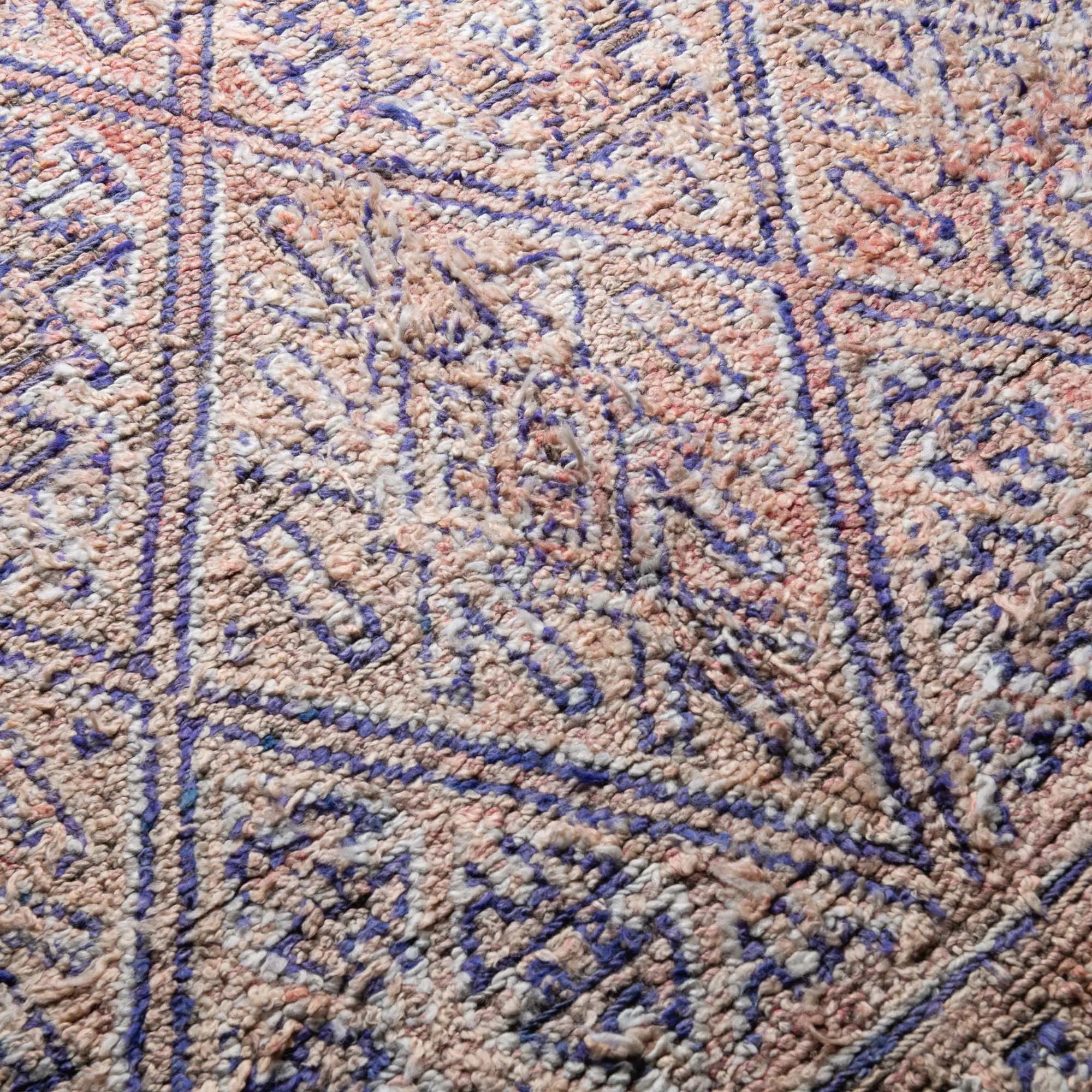 Sofia - vintage beni mguild rug