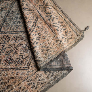 Sophia - vintage beni mguild rug