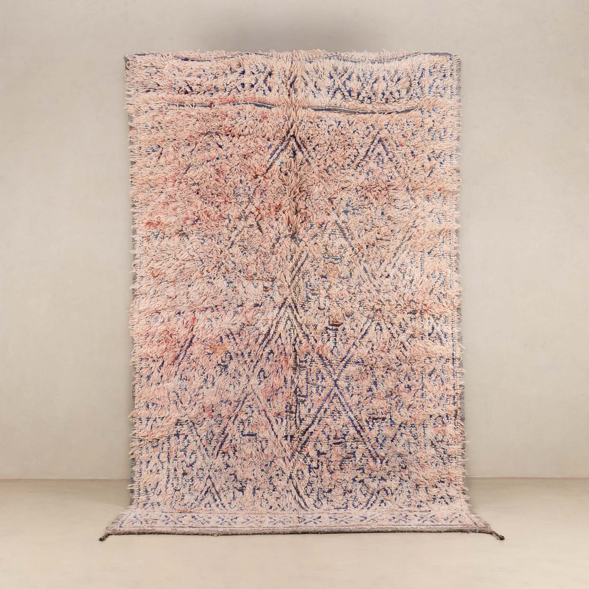 Leila - vintage beni mguild rug