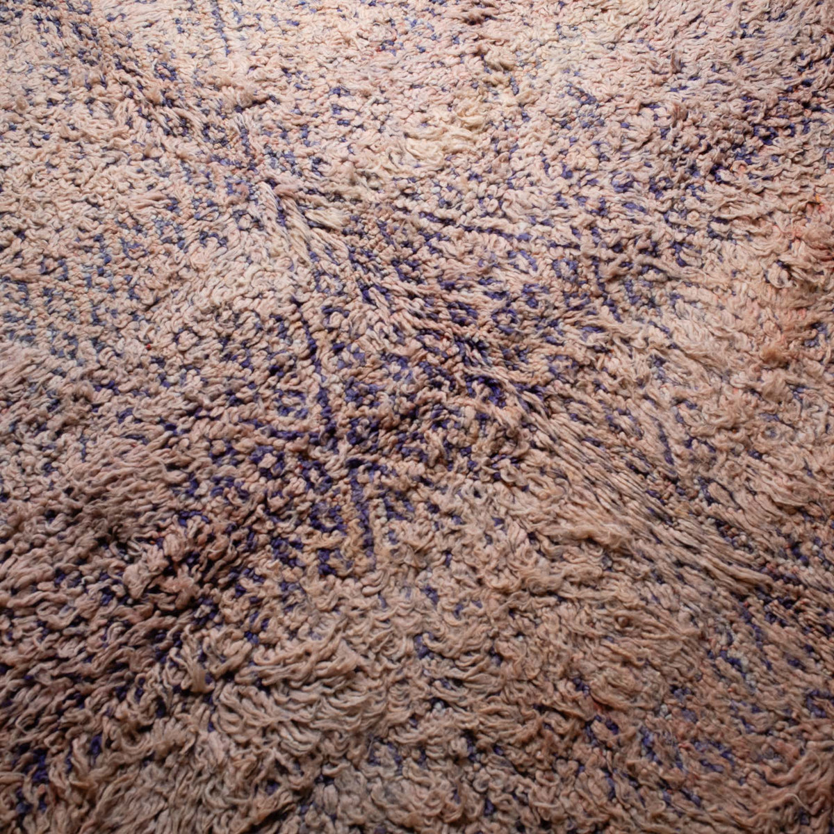 Alyan - vintage beni mguild rug