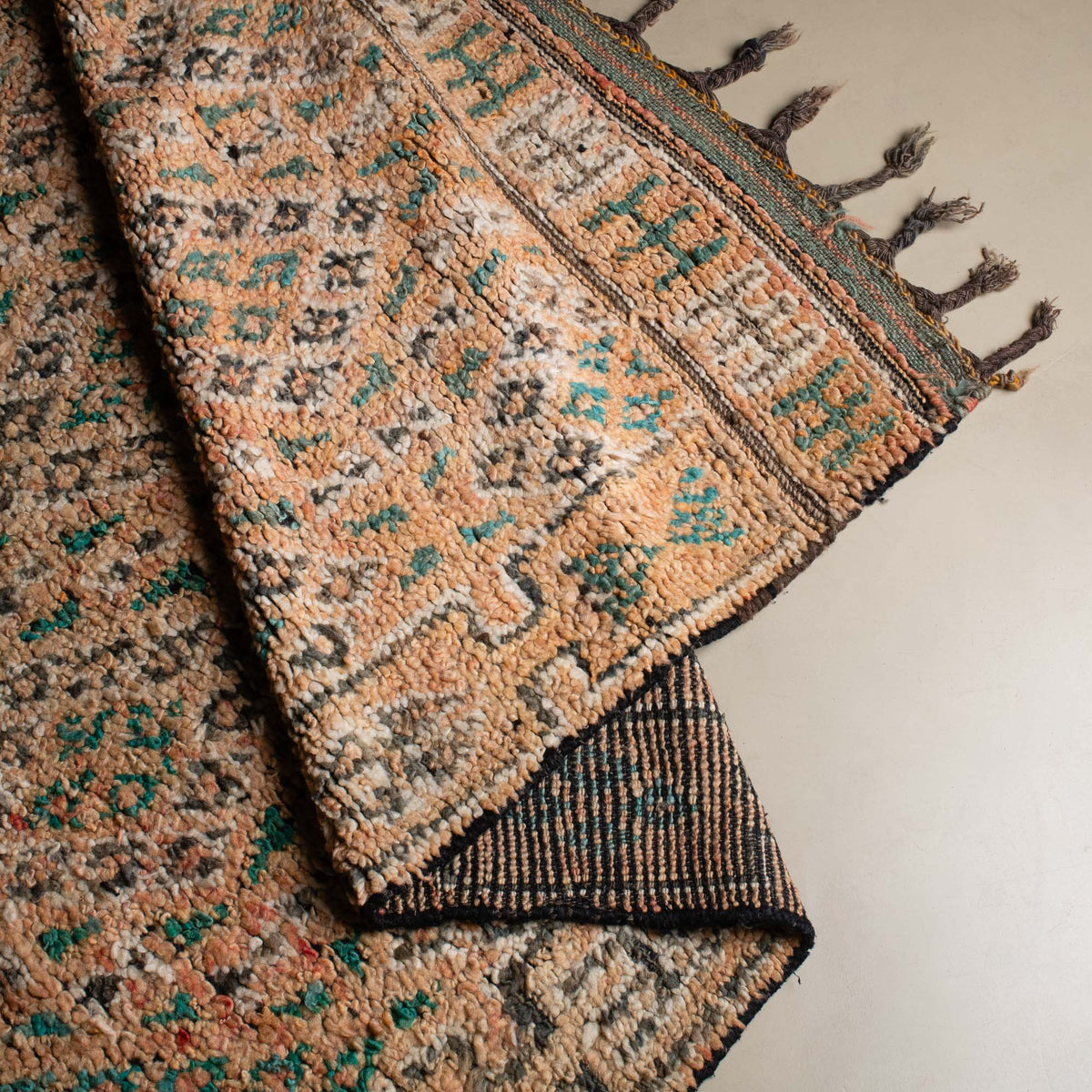 Lubna - vintage beni mguild rug