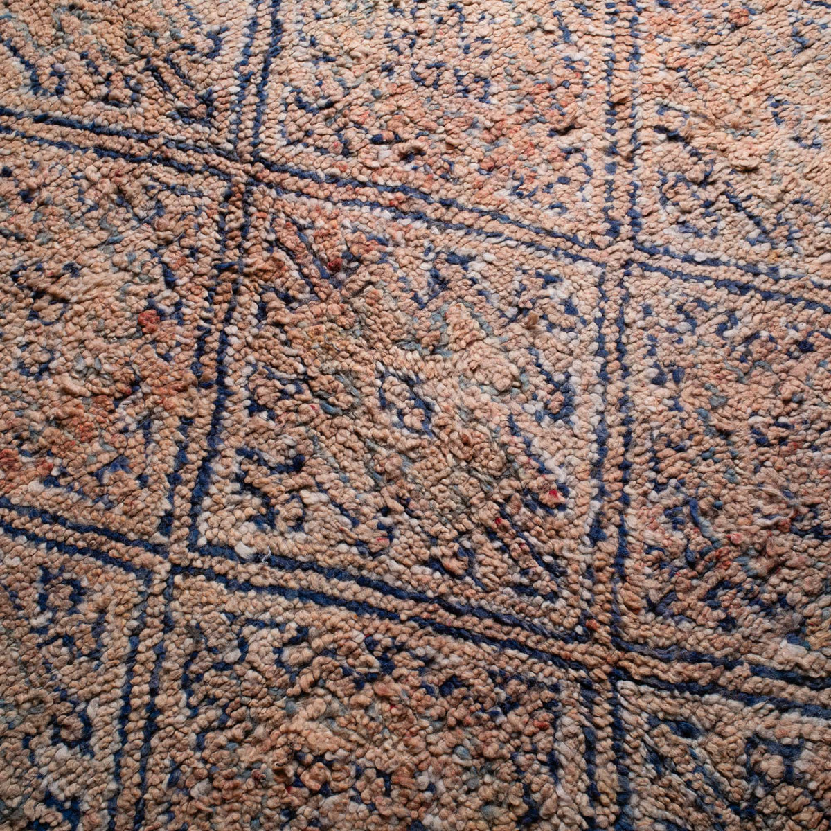 Naseem - vintage beni mguild rug