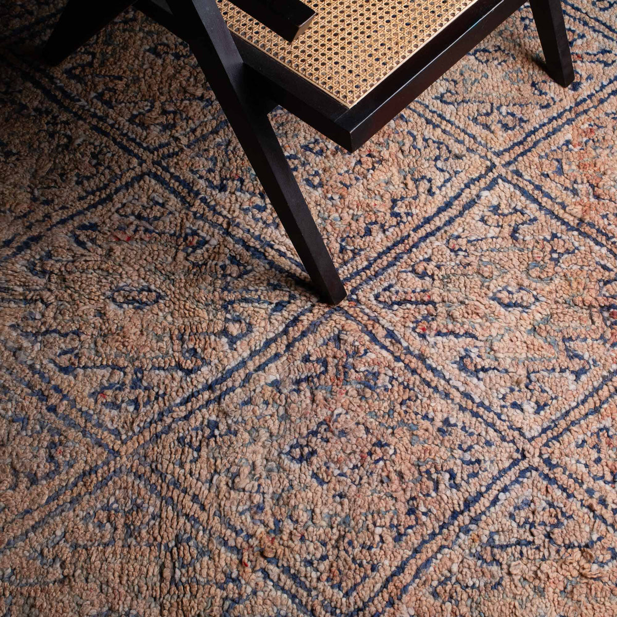 Naseem - vintage beni mguild rug