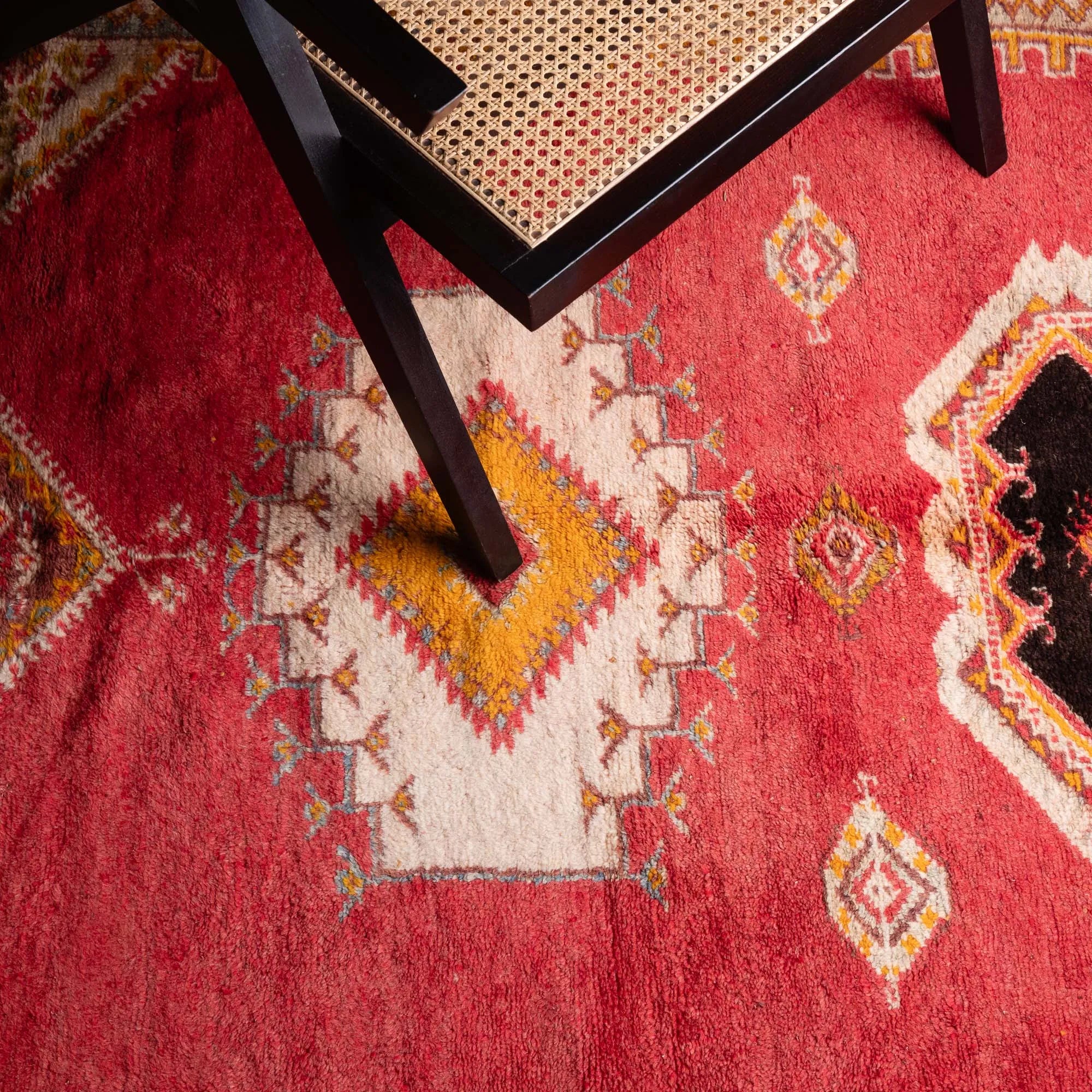 Zohour - taznakht kilim rug