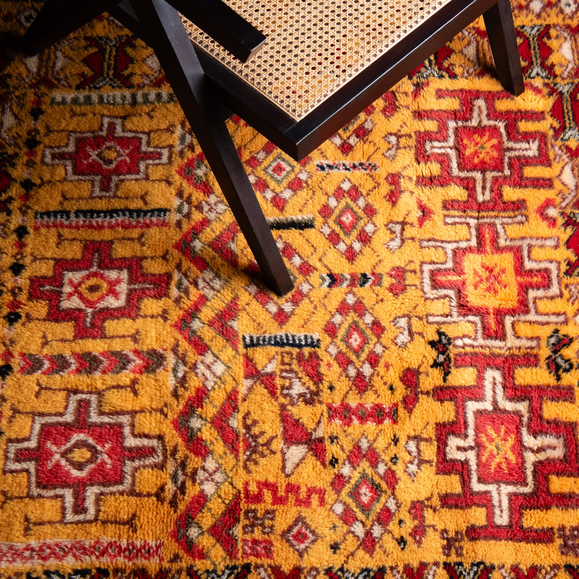 Tafwin - taznakht kilim rug