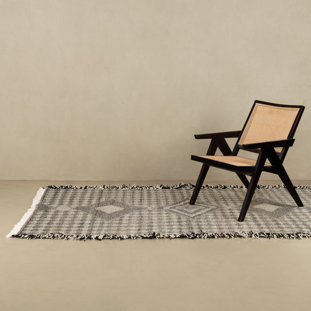 Taniya - taznakht kilim rug
