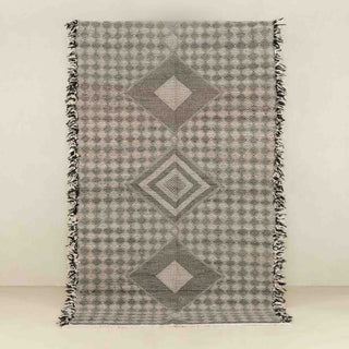 Taniya - taznakht kilim rug