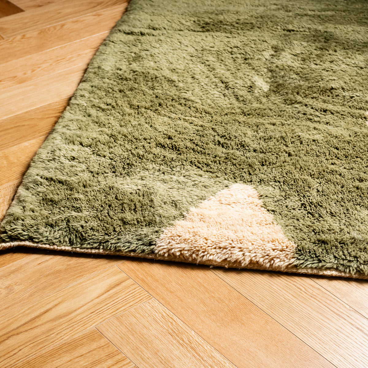 Soldier - Luxury Shag Moroccan Rug