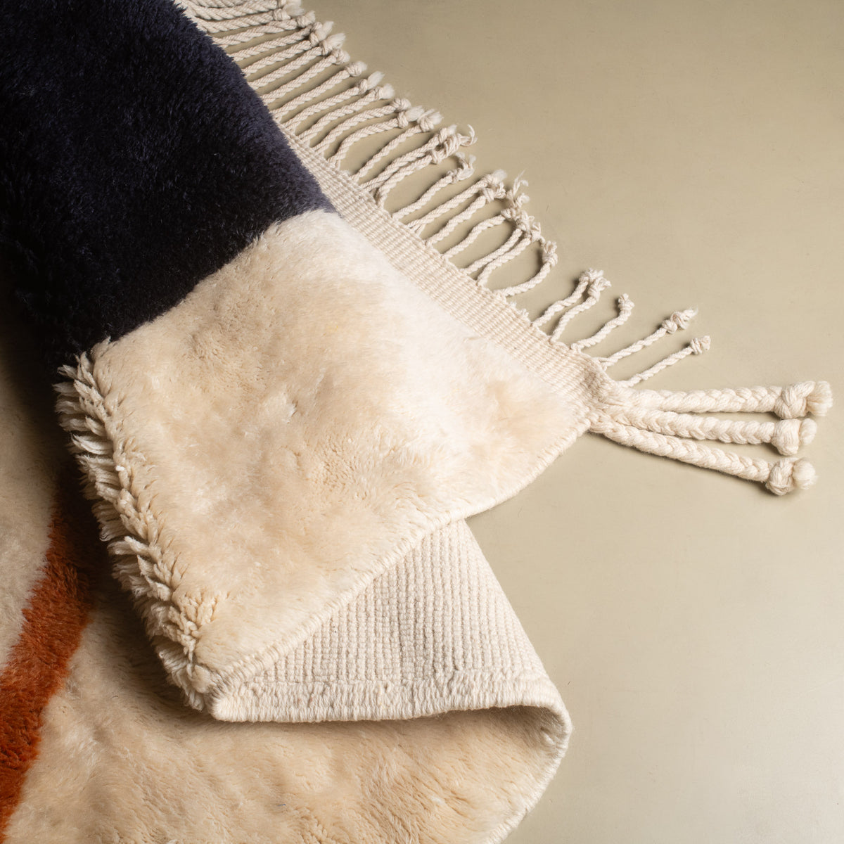 Masnsen - Luxury Shag Moroccan Rug