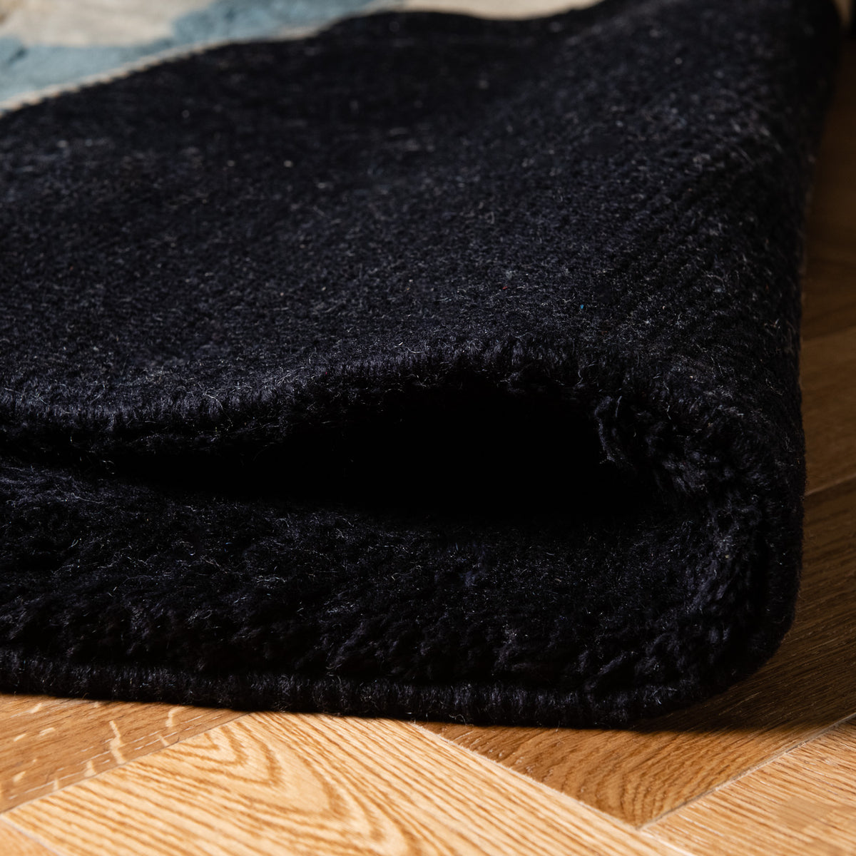 Grande Arche - Luxury Shag Moroccan Rug