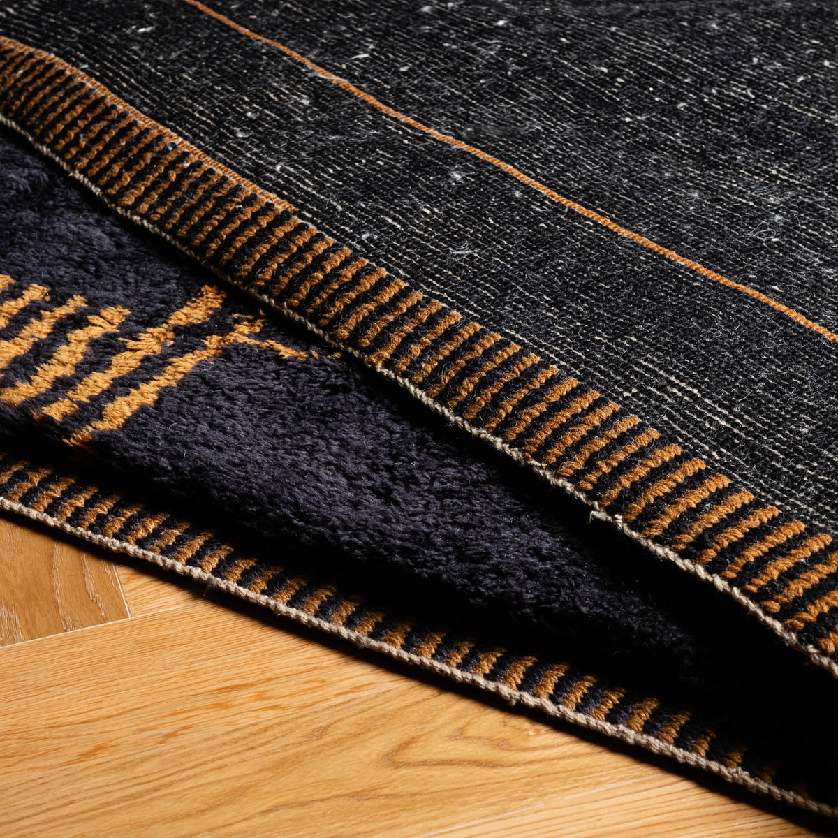 Black Sands Mirage - Luxury Shag Moroccan Rug