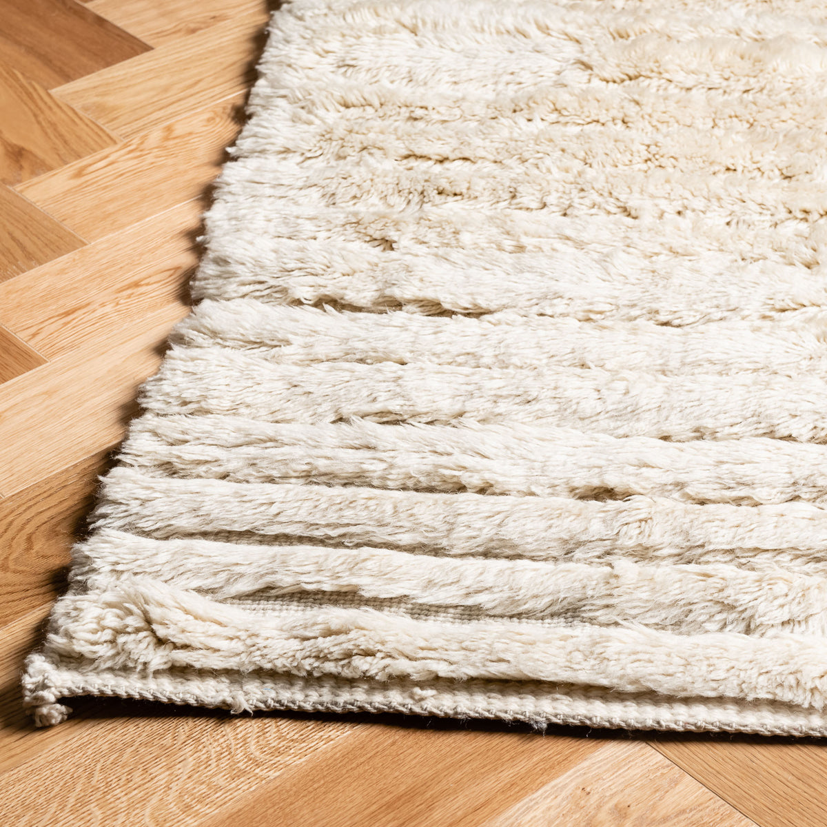 Mist Lines - Luxury Shag Moroccan Rug
