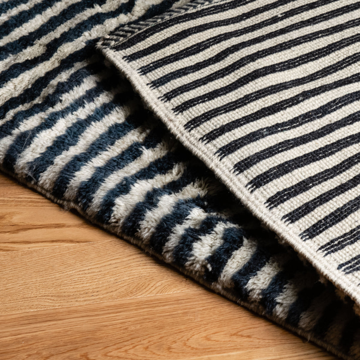 Symmetrical Connexion - Luxury Shag Moroccan Rug