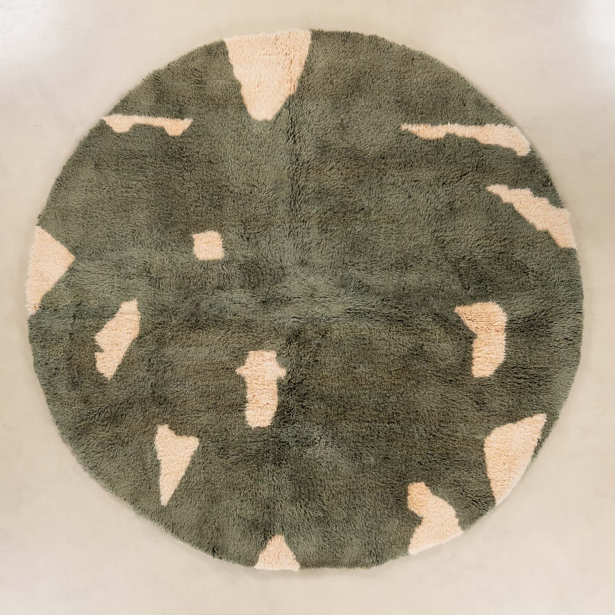 Soldier Round - Luxury Shag Moroccan Rug