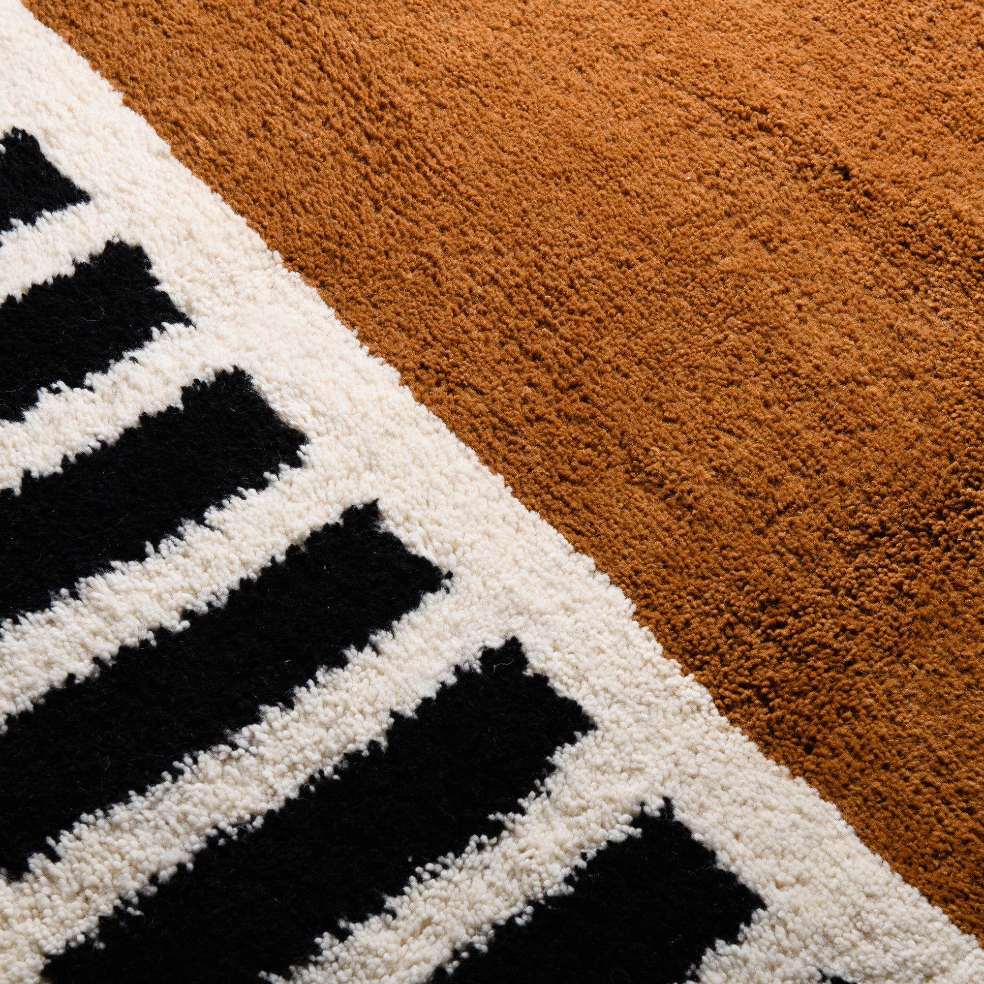 Rabab Hazel Brown - Shag Moroccan rug