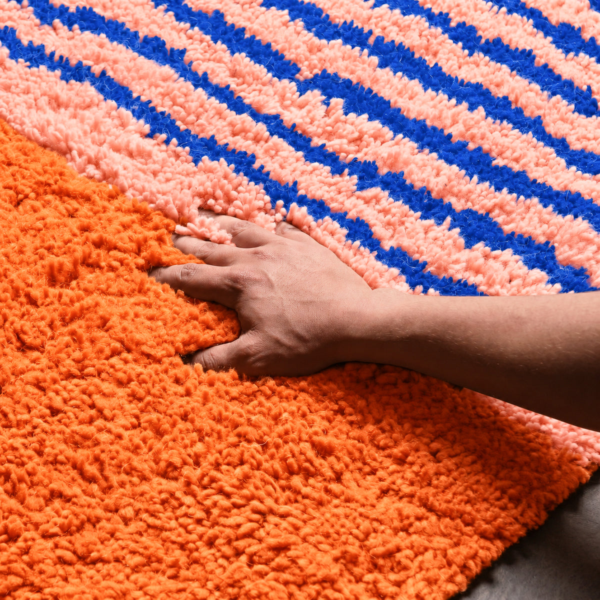 Rabab Papaya Cobalt - Shag Moroccan rug
