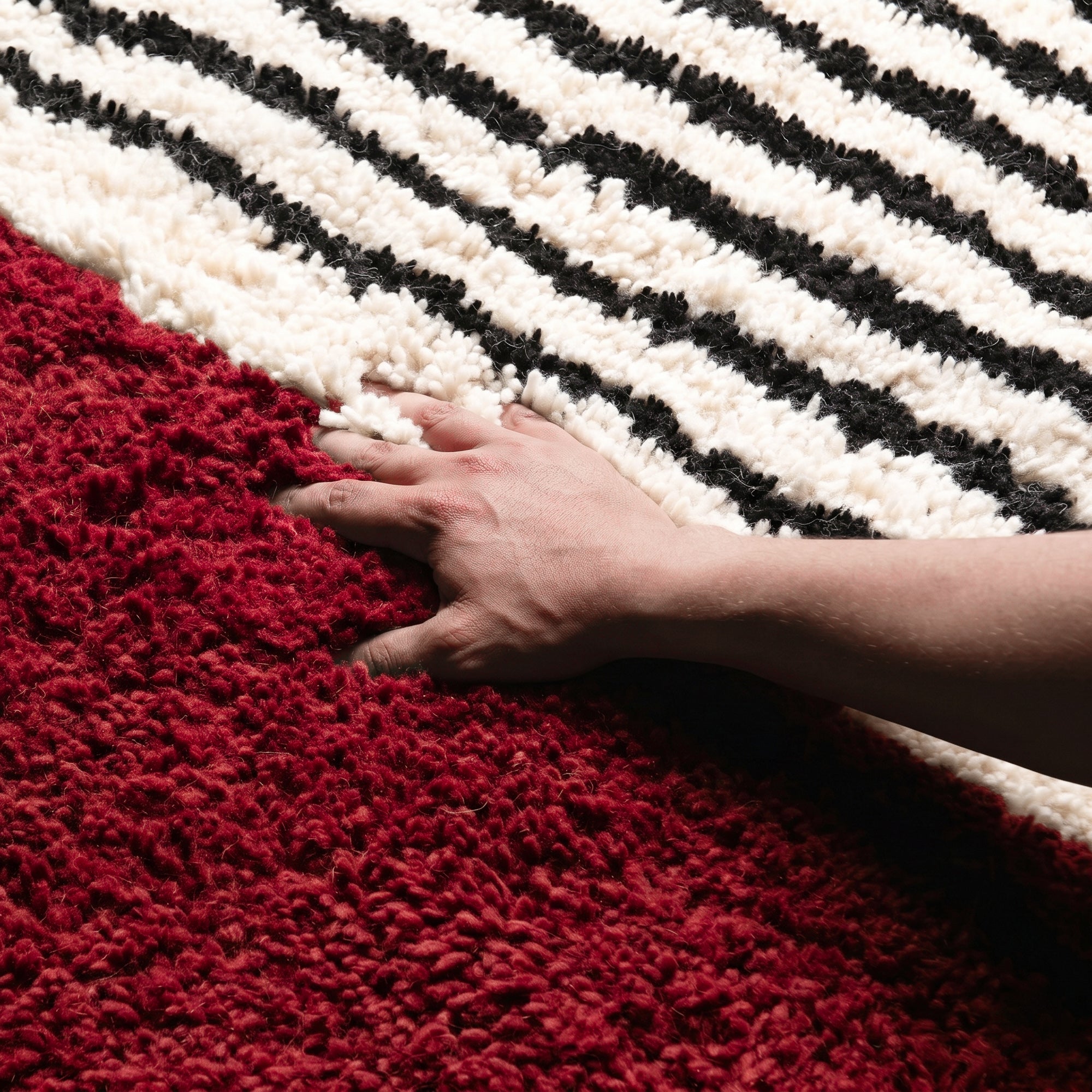 Rabab Oxblood - Shag Moroccan rug