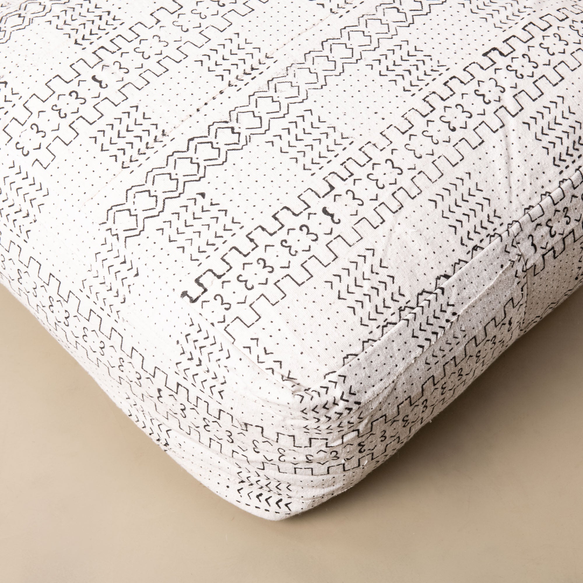 African tribal mudcloth Floor Pillow Cover - Benisouk