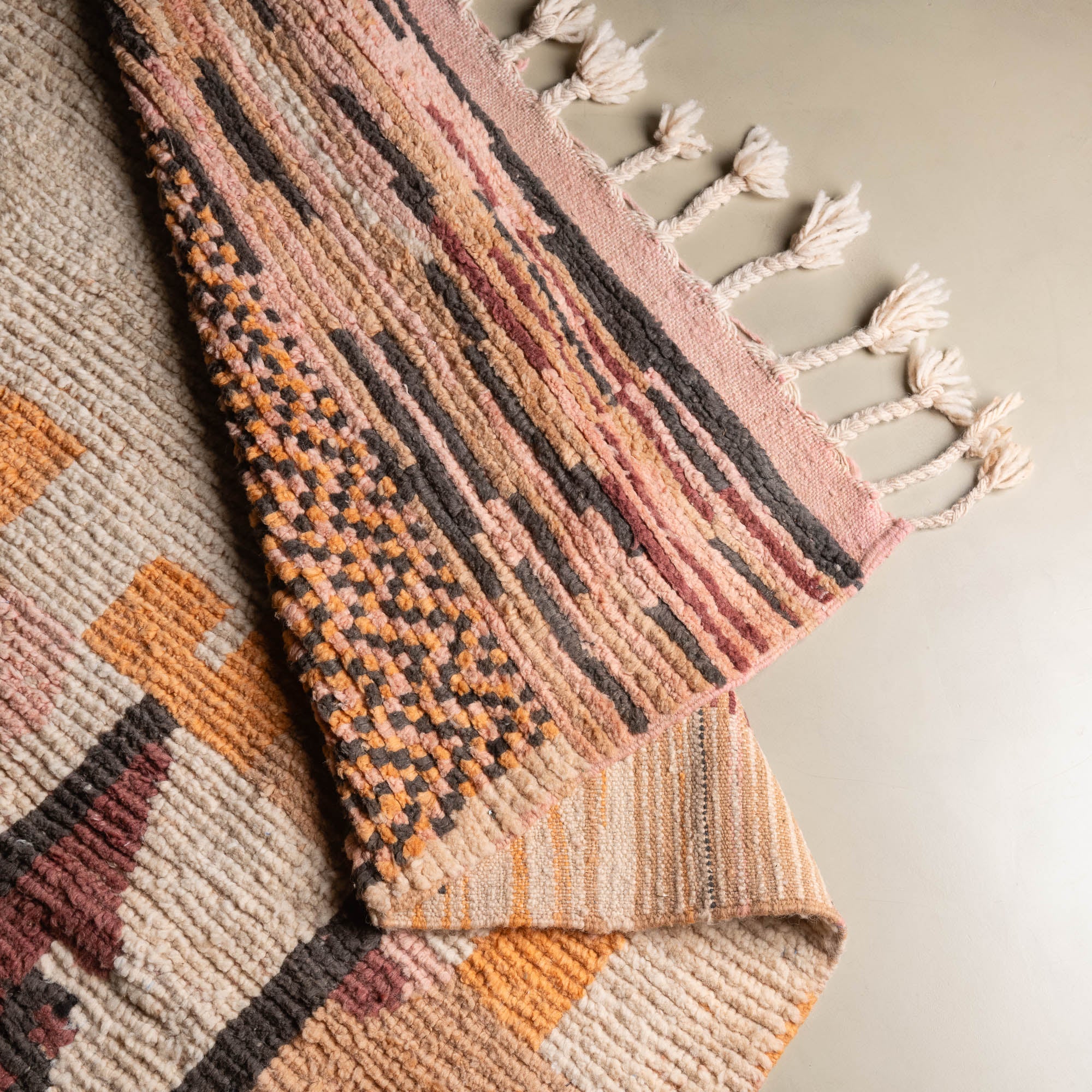 Alia - vintage boujad rug - Benisouk